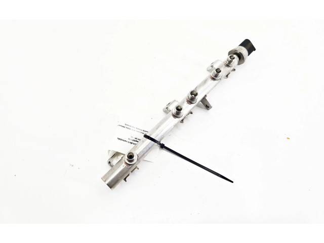 Vstřikovací lišta 7562474, 756247403 BMW 3 E92 E93 pro benzínový motor 2.0 N43B20A