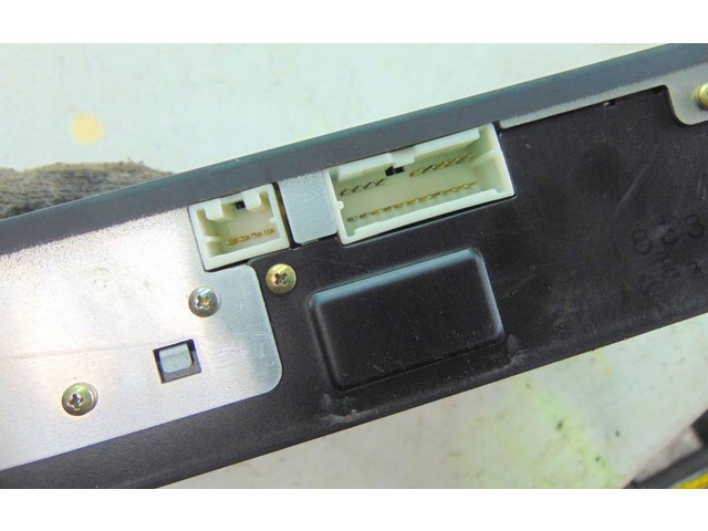 Přístrojová deska Nissan Almera Tino 2000 280905M501