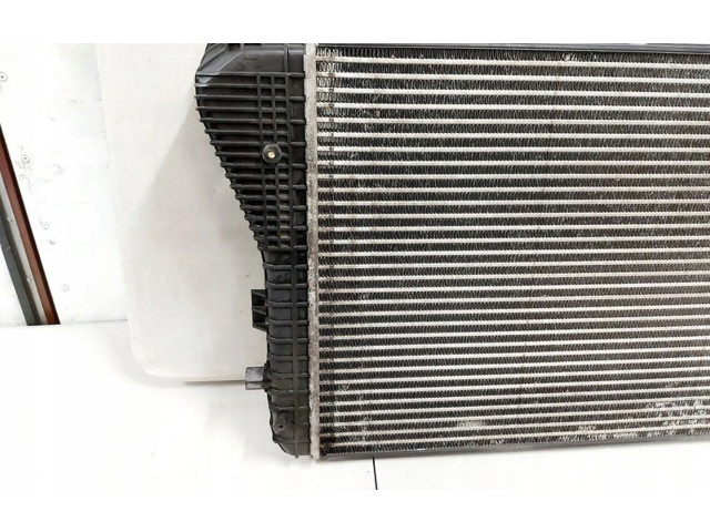 Интеркулер  1K0145803E   Skoda Octavia Mk2 (1Z) 
