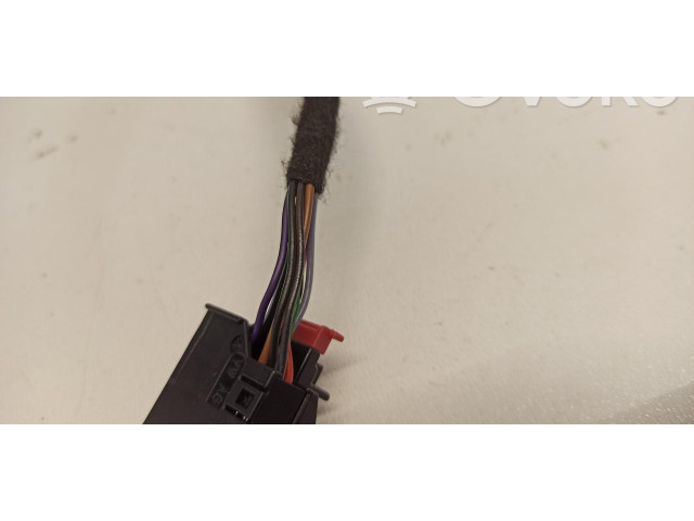 Зеркало электрическое        Skoda Karoq  2017 -  года   