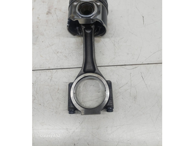 Píst 095038, 034150907 Seat Leon (1P)