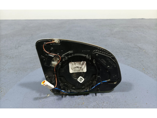 Зеркало электрическое Volvo XC40 - года