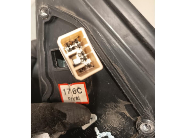 Зеркало электрическое KIA Sorento 2002 - 2009 года