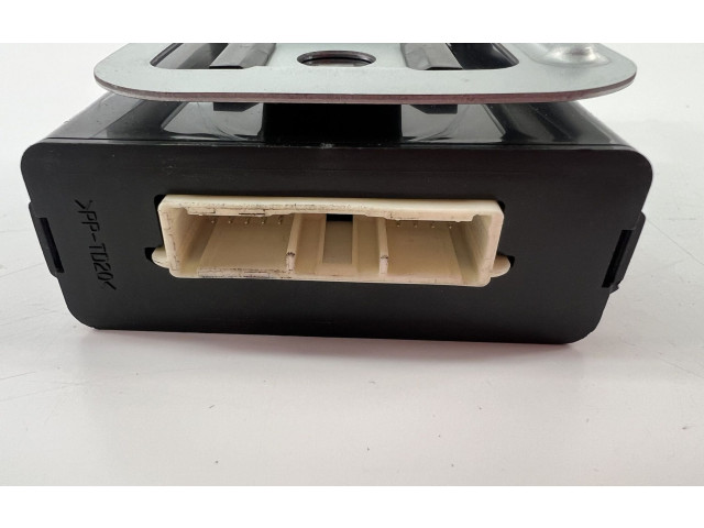 Блок управления DA6B51225 Mazda 2