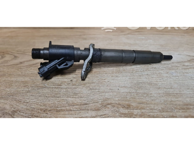 Форсунка 31272690    Volvo V70  D5244T10 