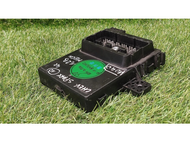 Pojistková skříňka 95974309 Chevrolet Spark 2010