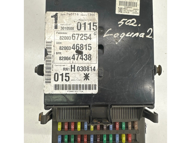 Блок предохранителей 8200447438, 3010508   Citroen C8    