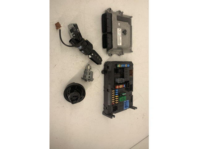 Комплект блоков управления 1628930180 Peugeot 2008 I