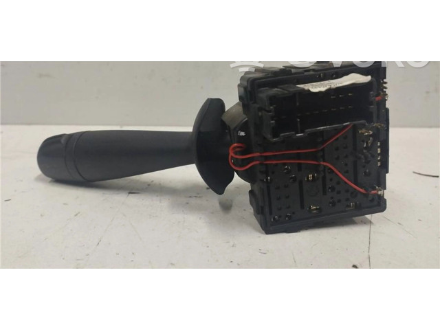 Переключатель дворников E11811260, 0090086 Dacia Sandero