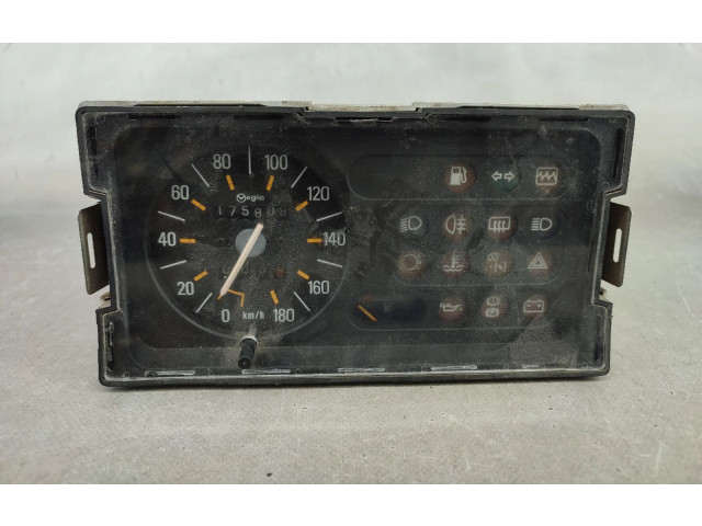 Přístrojová deska Renault Express 1992