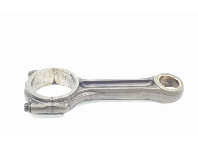 Шатун DFGA 04L105401A, 04L105401A Skoda Superb B8 (3V)