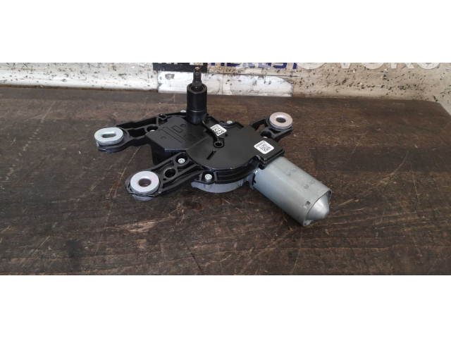 Моторчик заднего дворника     Audi Q2 -