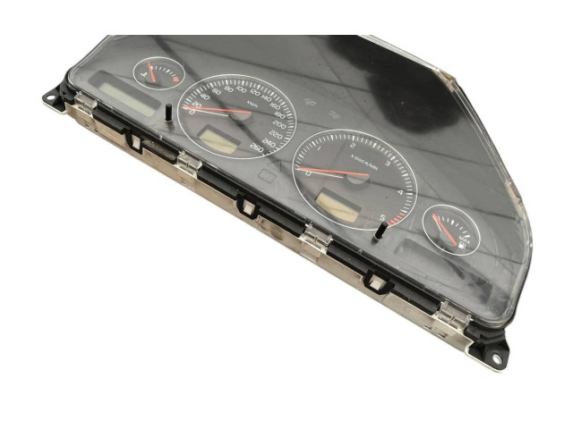 Панель приборов 30746102, 8602885   Volvo V70       