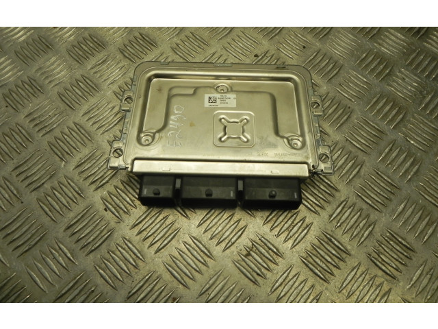 Блок управления двигателя 237D40396R   Renault Twingo III