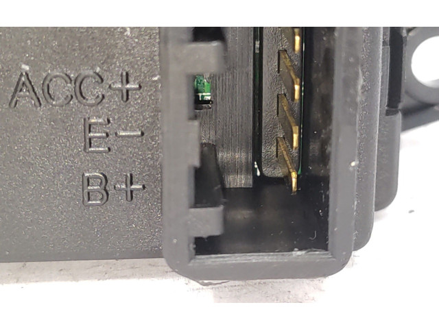 Дисплей 945202G0000 KIA Rio