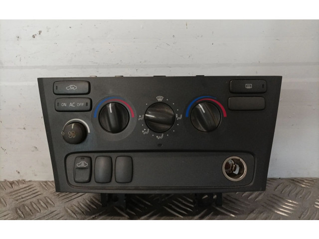Блок управления климат-контролем 8651240   Volvo V70