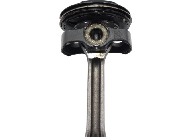 Поршень 46354757, 46346020 Jeep Renegade