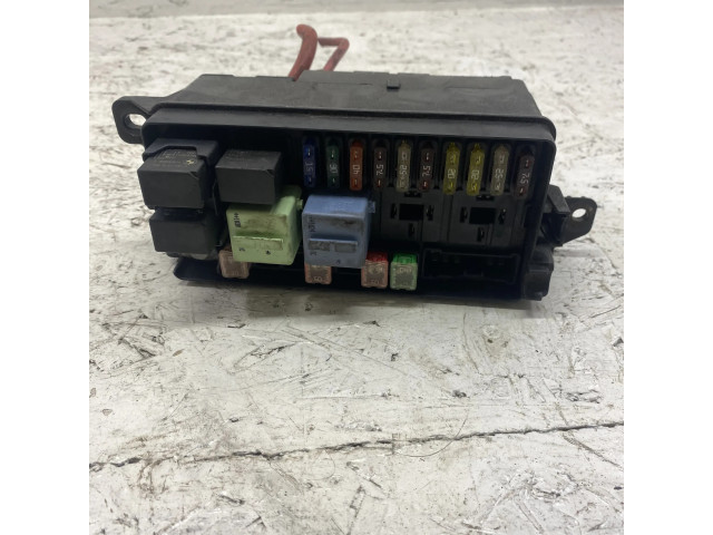 Блок предохранителей 9213372 Mini Cooper Countryman R60