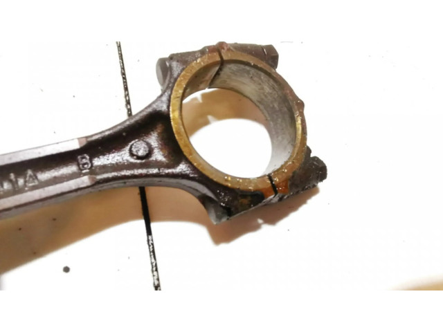 Píst    Hyundai Accent  pro benzínový motor 1.3  