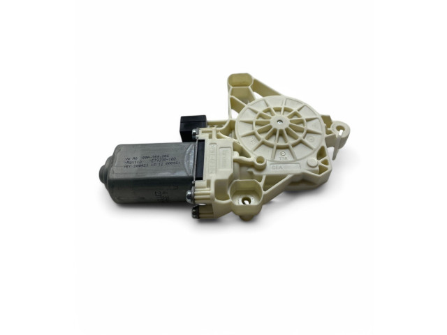 Передний двигатель механизма для подъема окон    80A959802   Audi e-tron