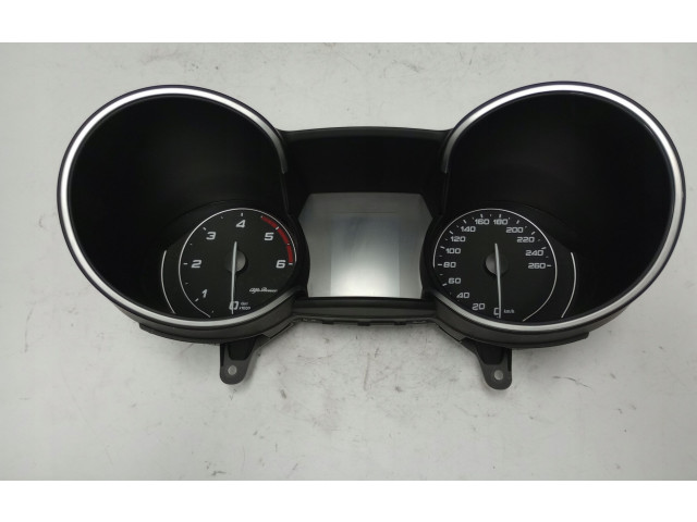 Přístrojová deska  Alfa Romeo Stelvio 2017 50551309, A2C10752803  