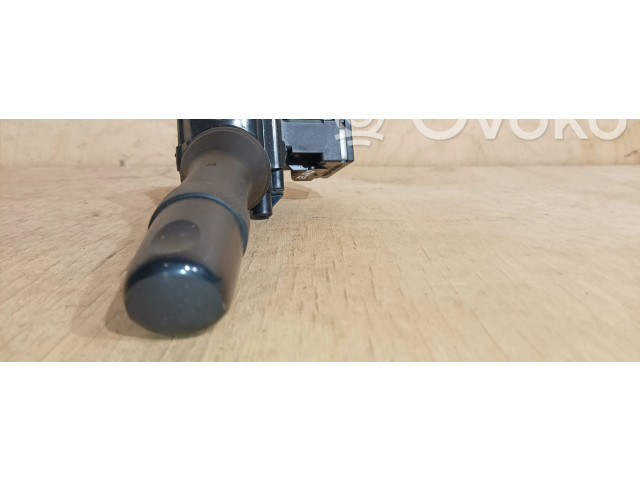 Ручка стеклоочистителей 3054217F547, K64 Lexus IS 220D-250-350