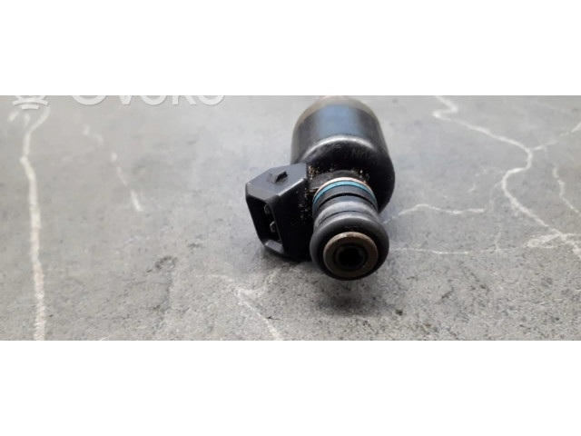 Форсунка 17102727    Chevrolet Beretta   