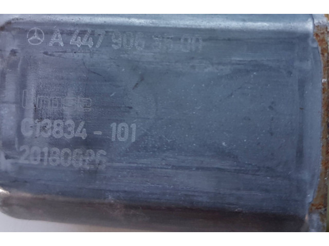 Передний двигатель механизма для подъема окон A4479063500, 0130322558    Mercedes-Benz V Class W447 2014 -  года