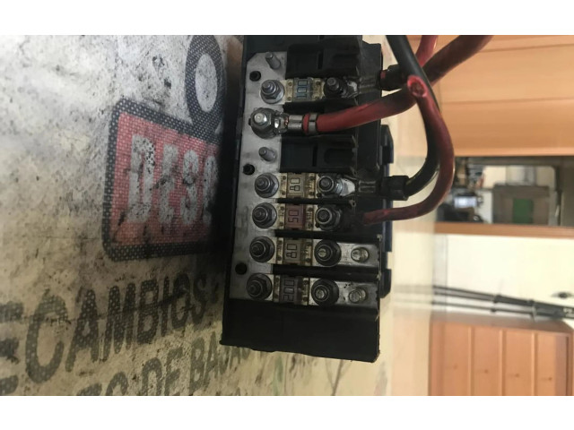 Блок предохранителей 1K0937125   Skoda Superb B6 (3T)    