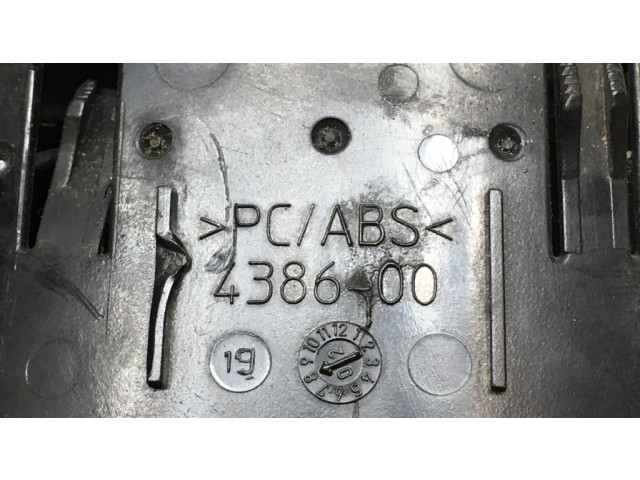 Боковая воздушная решётка