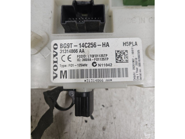 Блок предохранителей BG9T-14C256, 31314866 Volvo V70