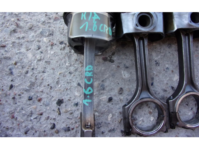  Поршень с шатуном    KIA Ceed  