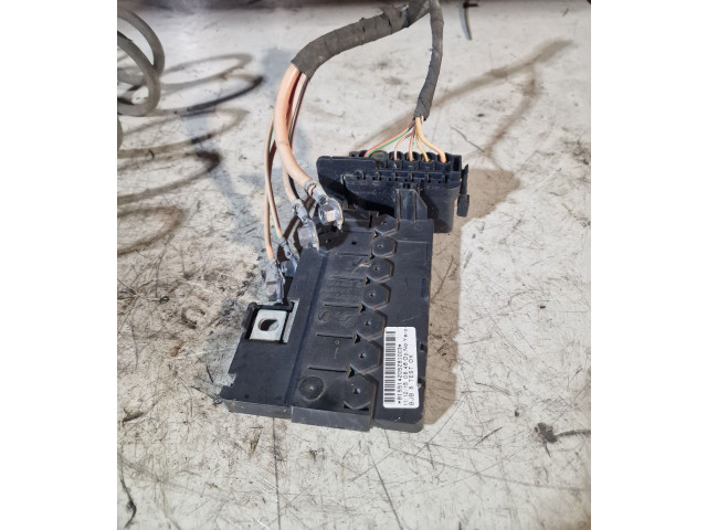 Блок предохранителей 6R0937550A Skoda Citigo