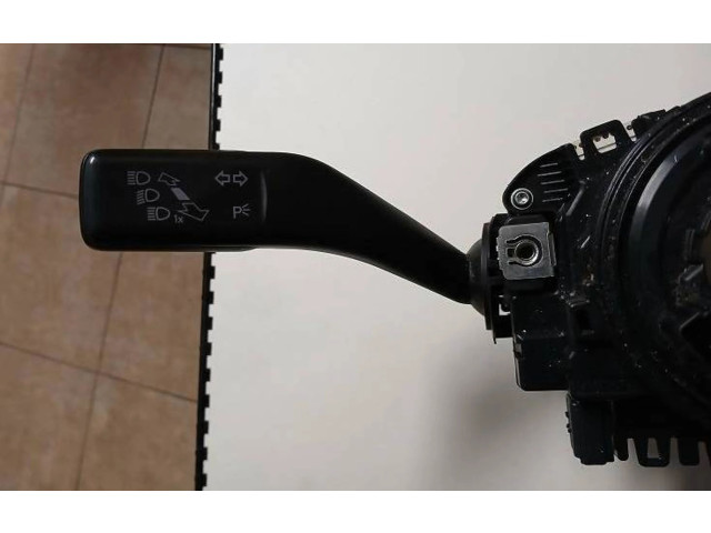 Подрулевой шлейф SRS 5K0953569AJ, 16042014   Volkswagen Touran II