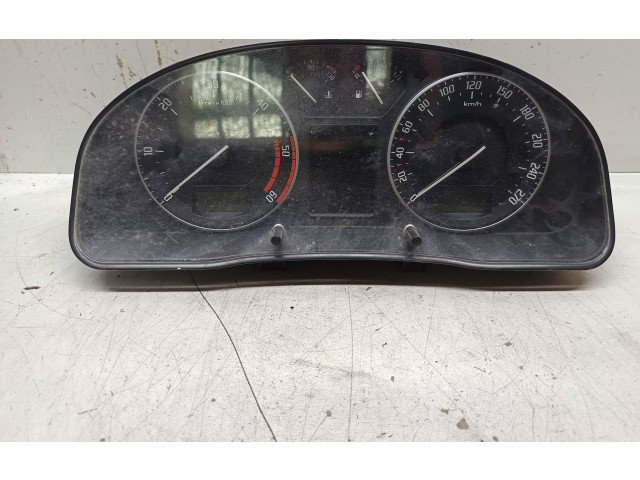 Панель приборов 3U0920842D, 110080115015 Skoda Superb B5 (3U)