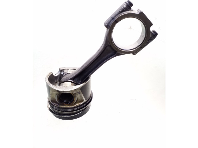  Поршень с шатуном cba 017120808, 2211071J  Volkswagen PASSAT B6  