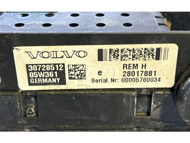 Блок предохранителей 30728512, 28017881 Volvo XC90
