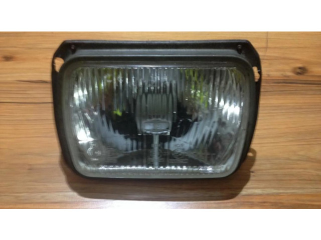 Передняя фара