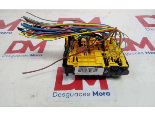 Блок предохранителей 9808959080, 9808959080   Peugeot Expert    