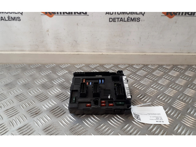 Pojistková skříňka Řídící jednotka BSM U118470002J, U118470002J   Citroen Berlingo 2005