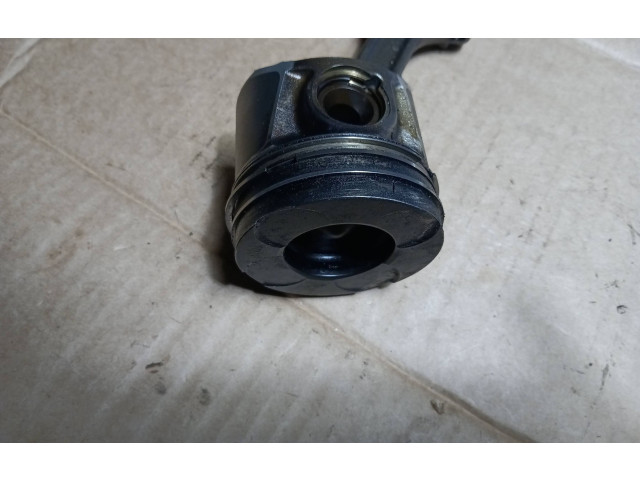 Píst 1608298980 Citroen Nemo FHZ