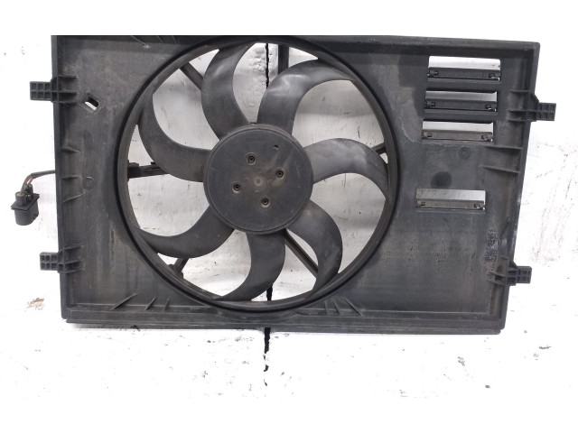 Вентилятор радиатора 5Q0121205C, 5Q0121207J Skoda Superb B8 (3V)