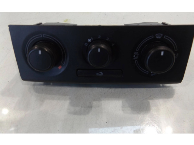 Блок управления климат-контролем 5J0819045A Skoda Fabia Mk2 (5J)