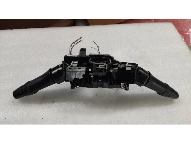 Подрулевой переключатель 8617A517, 8600A740 Mitsubishi Outlander