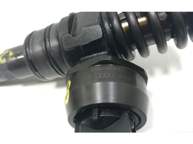 Форсунка 038130073BN    Volkswagen Touran I   