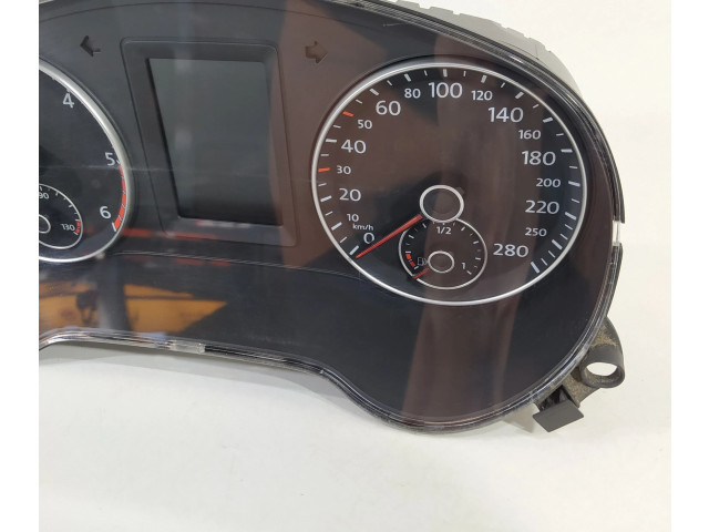 Спидометр (приборный щиток)    5C6920872A, A2C80008100   Volkswagen Jetta VI
