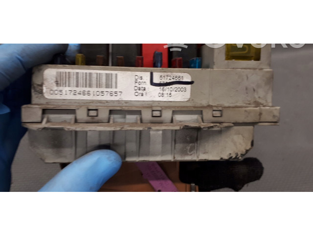 Блок предохранителей 51724661   Lancia Ypsilon    