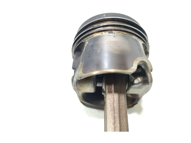 Поршень с шатуном DCXA 03LA Skoda Superb B8 (3V)