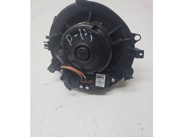 Вентилятор печки    5Q0907521E, T911566B   Skoda Octavia Mk3 (5E)