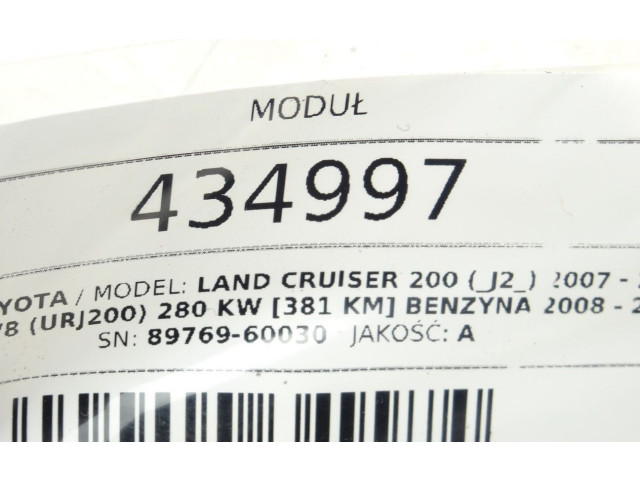 Блок управления 89769-60030 Toyota Highlander XU40